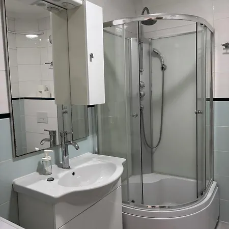 Khu Biet Thu Nghi Duong Nha Vuon Apartment Budapest