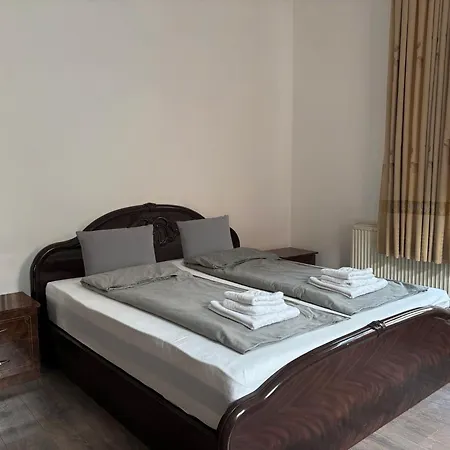 Apartamento Khu Nhà Vườn